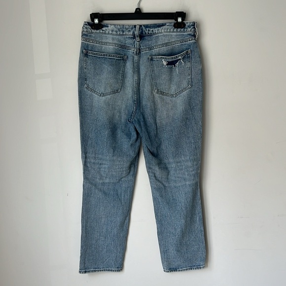 Pacsun Women’s Distressed Light Wash Denim Mom Jeans Size 30‎ ⬛️ - Picture 7 of 7